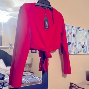 Boohoo Sally Long Sleeve Cut Out Bralet, Red.